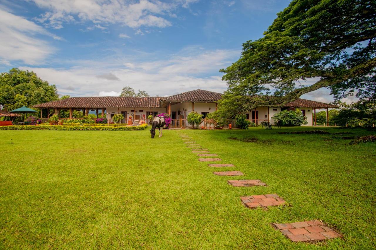 Vila Hacienda El Saman Quimbaya Exteriér fotografie