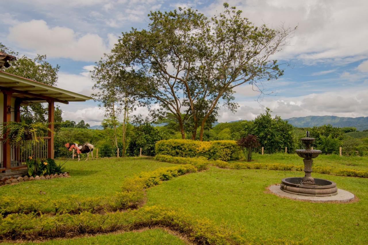 Vila Hacienda El Saman Quimbaya Exteriér fotografie