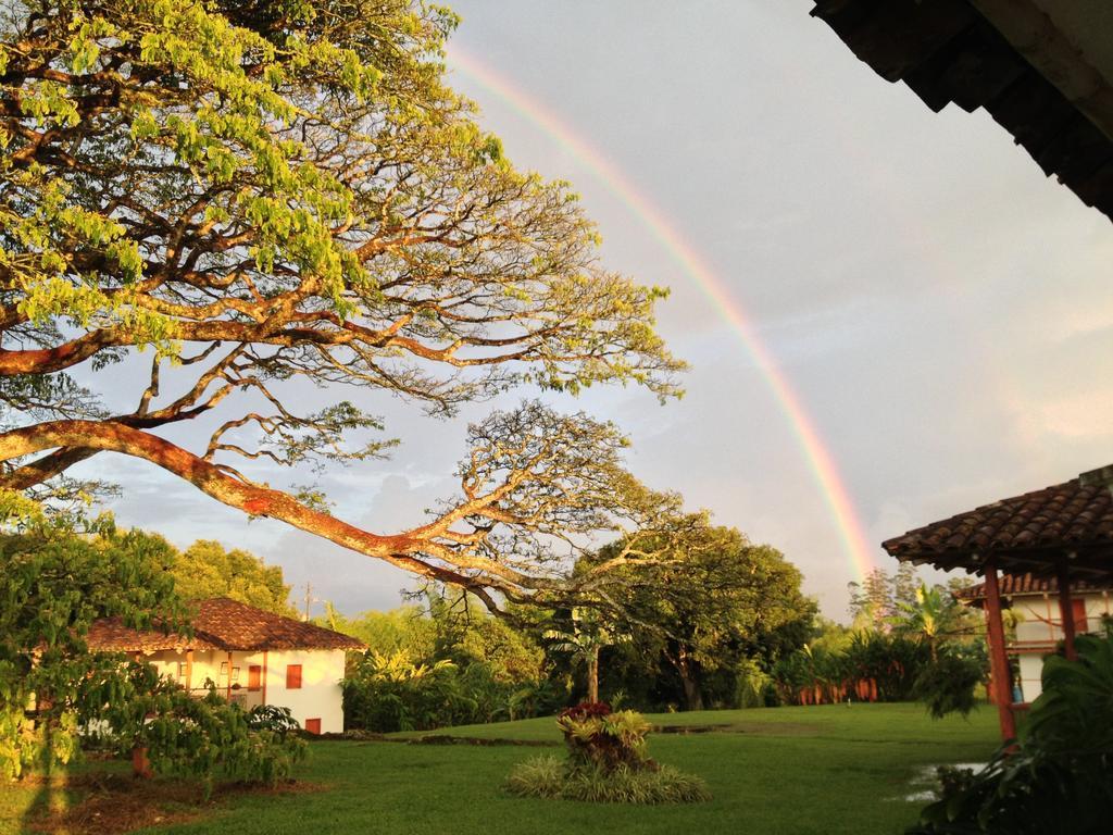 Vila Hacienda El Saman Quimbaya Exteriér fotografie